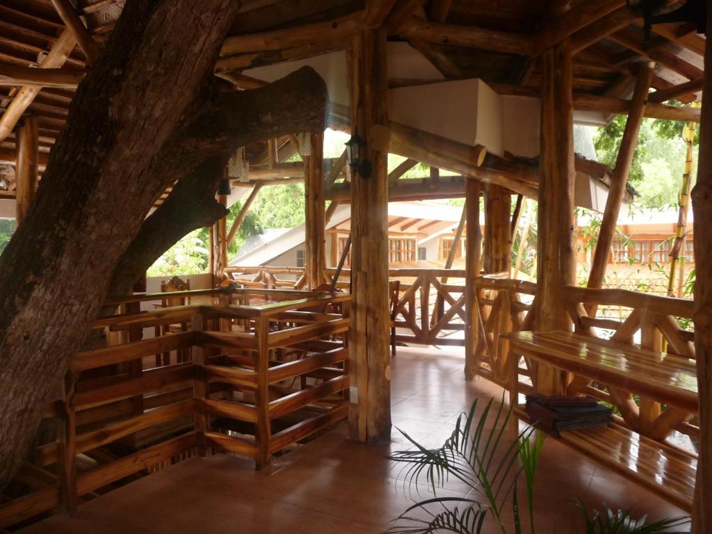Palo Alto Bed & Breakfast Puerto Princesa Exterior photo